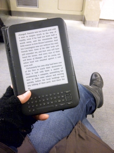 Файл:Bus-book.jpg