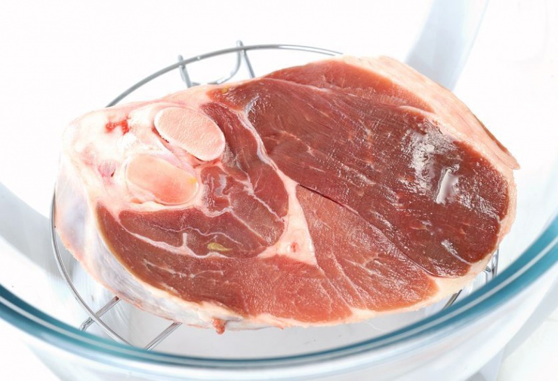Файл:Photo Sutsaiy Sangharn-meat.jpg