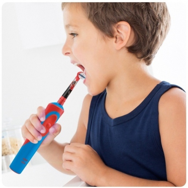 Файл:Oral-B StarWars 3.jpg