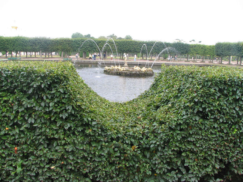 Файл:Peterhof.jpg
