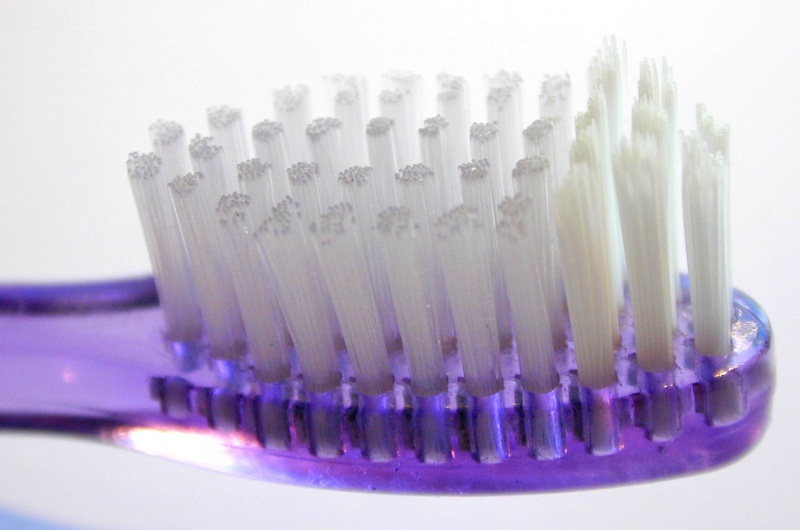 Файл:Brushing56.jpg