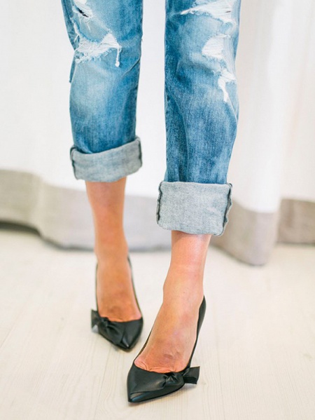 Файл:Stretch shoes 1.jpg