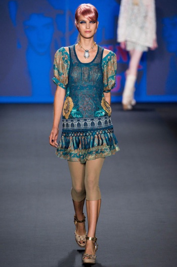 Фото к статье Бренд Anna Sui 3.jpg