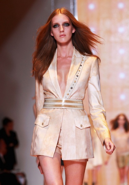 Файл:Versace900.jpg