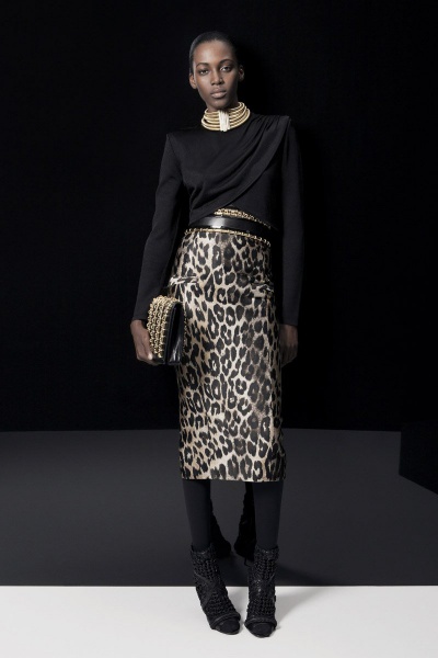 Файл:BALMAIN-PRE-FALL-2014 - чокер.jpg