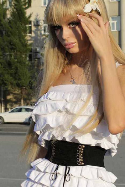 Файл:Woman barbie 10.jpg