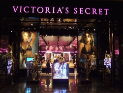 Victoriasecret3.jpg